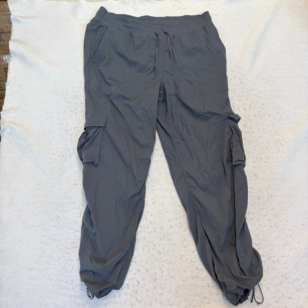 Lululemon Beyond the Studio Cargo Pants Womens 12 Gray Joggers Ruched Cinch Hem